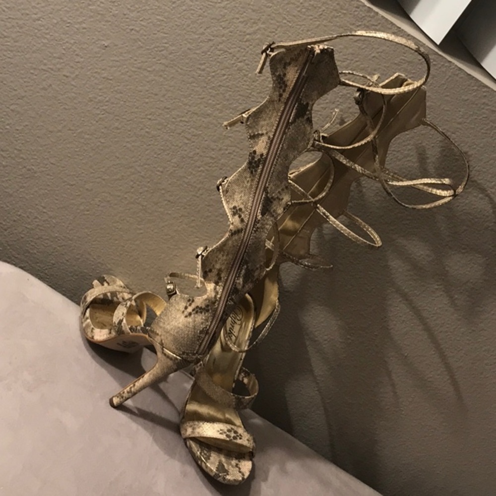 Strappy calve high heels